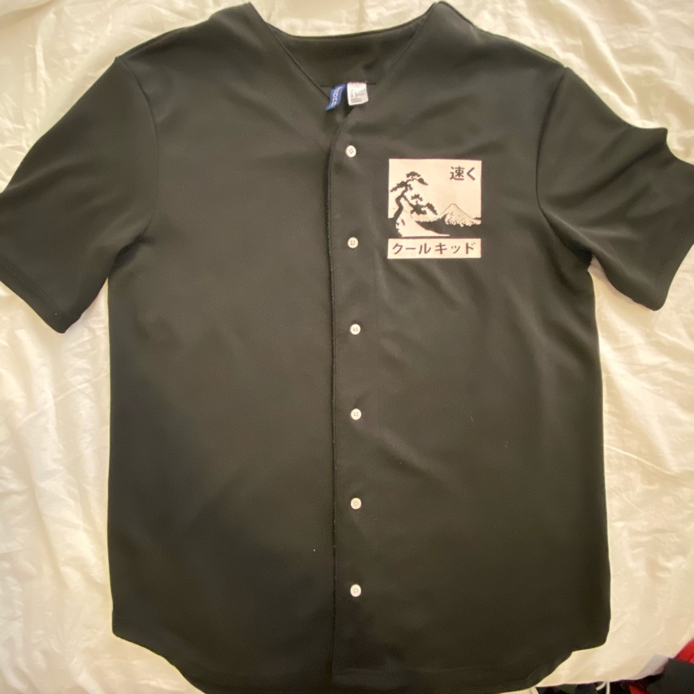 H&M Man Baseball Shirt